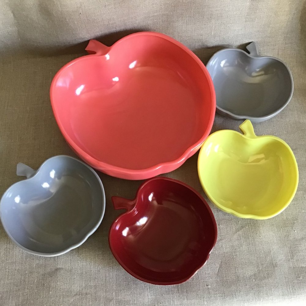 Vintage Hazel Atlas Apple Bowl Set /Milk Glass Apple Set of 5 - Picture 3 of 6